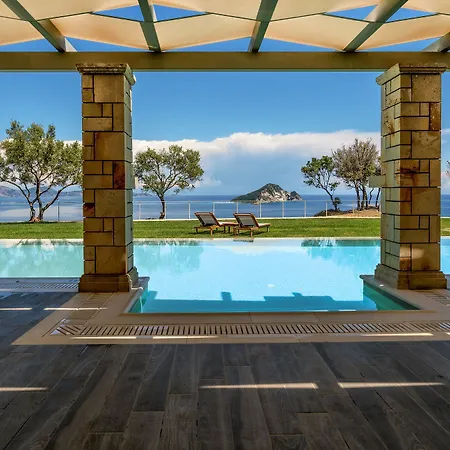 Artina Luxury *