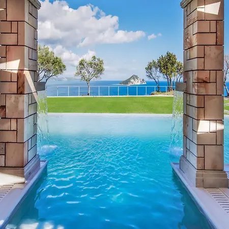 Artina Luxury Villa *