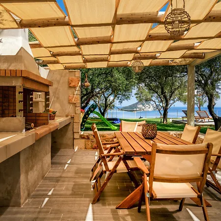 Artina Luxury